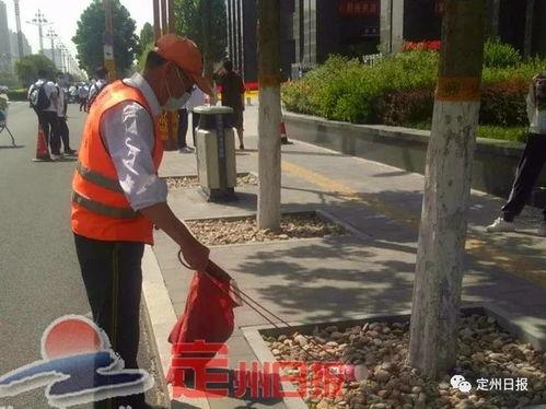 高中清洁工,默默守护校园环境的守护者